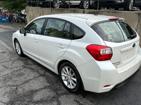 Used 2014 Subaru Impreza 2.0i Premium w/ Popular Package #1 AWD/4WD image 5