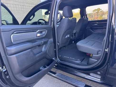 Used 2019 RAM 1500 Big Horn image 21