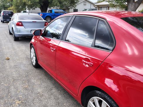 Used 2010 Volkswagen Jetta Wolfsburg Edition image 5