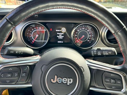 Used 2018 Jeep Wrangler Unlimited Rubicon image 17