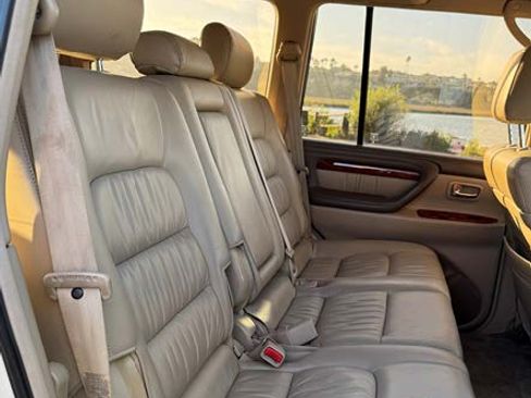 Used 2001 Lexus LX 470 4WD image 11