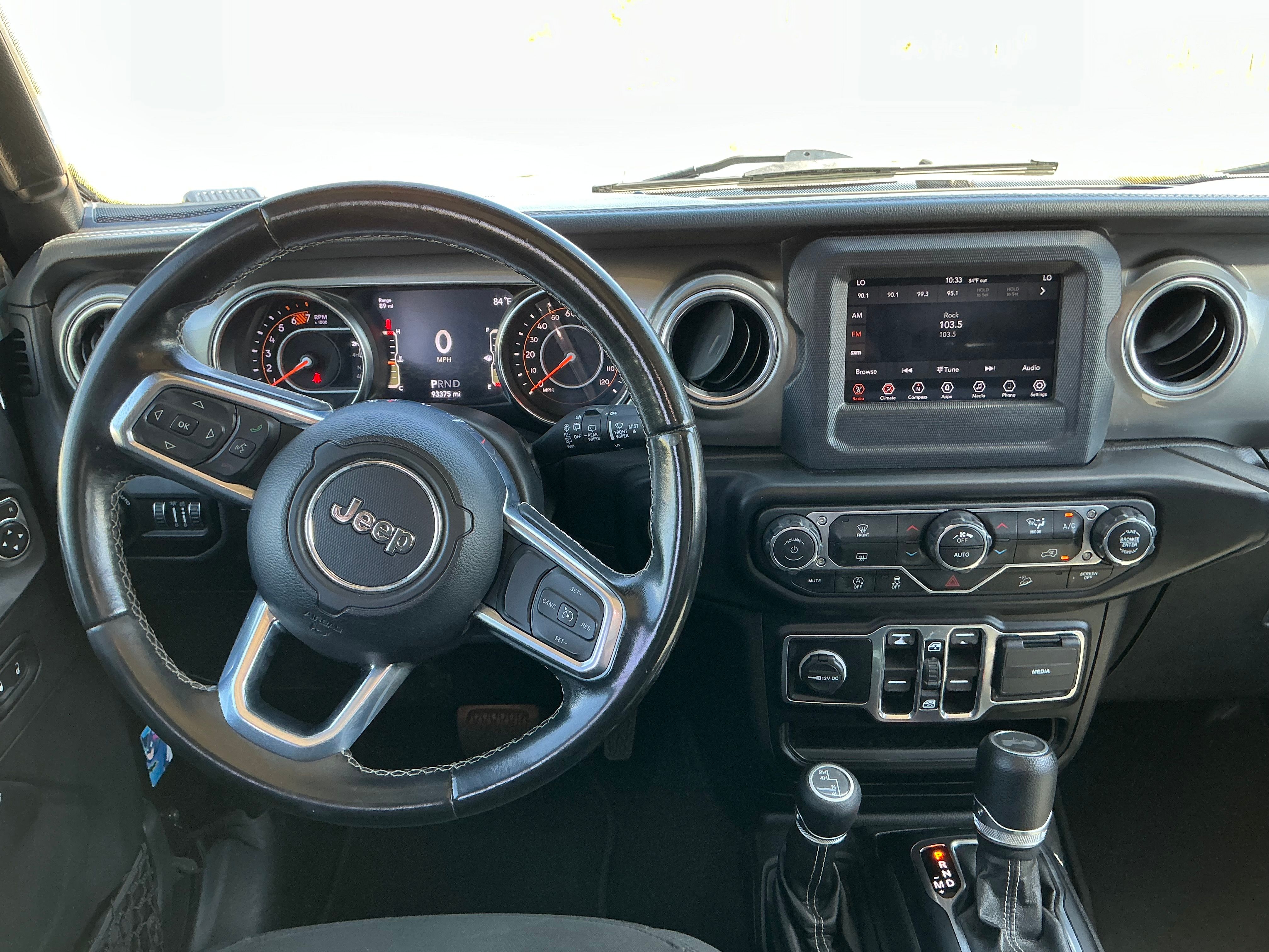 Used 2020 Jeep Wrangler Unlimited Sahara AWD/4WD image 8