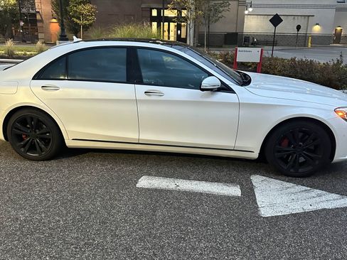 Used 2017 Mercedes-Benz S 550 4MATIC Sedan image 10
