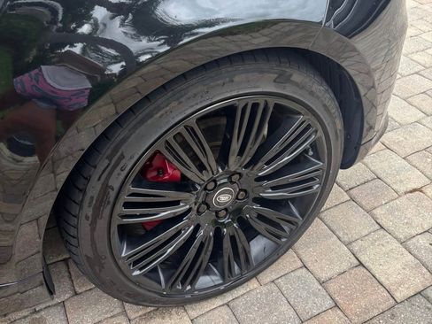 Used 2019 Land Rover Range Rover Sport HSE Dynamic AWD/4WD image 5