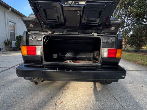 Used 1992 Volkswagen Cabriolet image 10