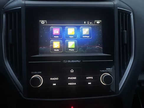 Used 2018 Subaru Impreza 2.0i Premium image 17