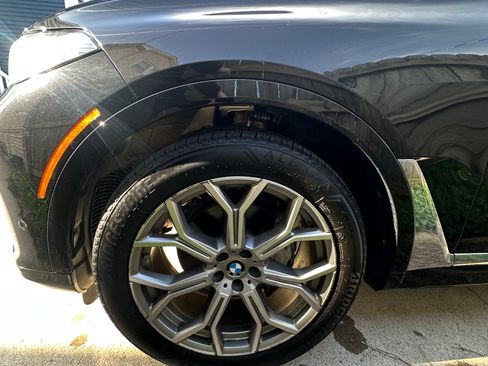 Used 2020 BMW X7 xDrive40i w/ Premium Package AWD/4WD image 15