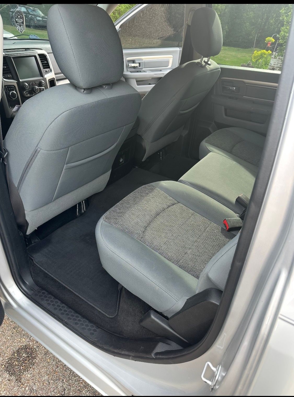 Used 2017 RAM 1500 Lone Star RWD image 9