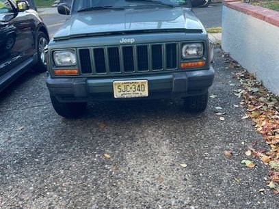 Used 2000 Jeep Cherokee Sport