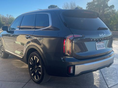 Used 2024 Kia Telluride SX Prestige image 4