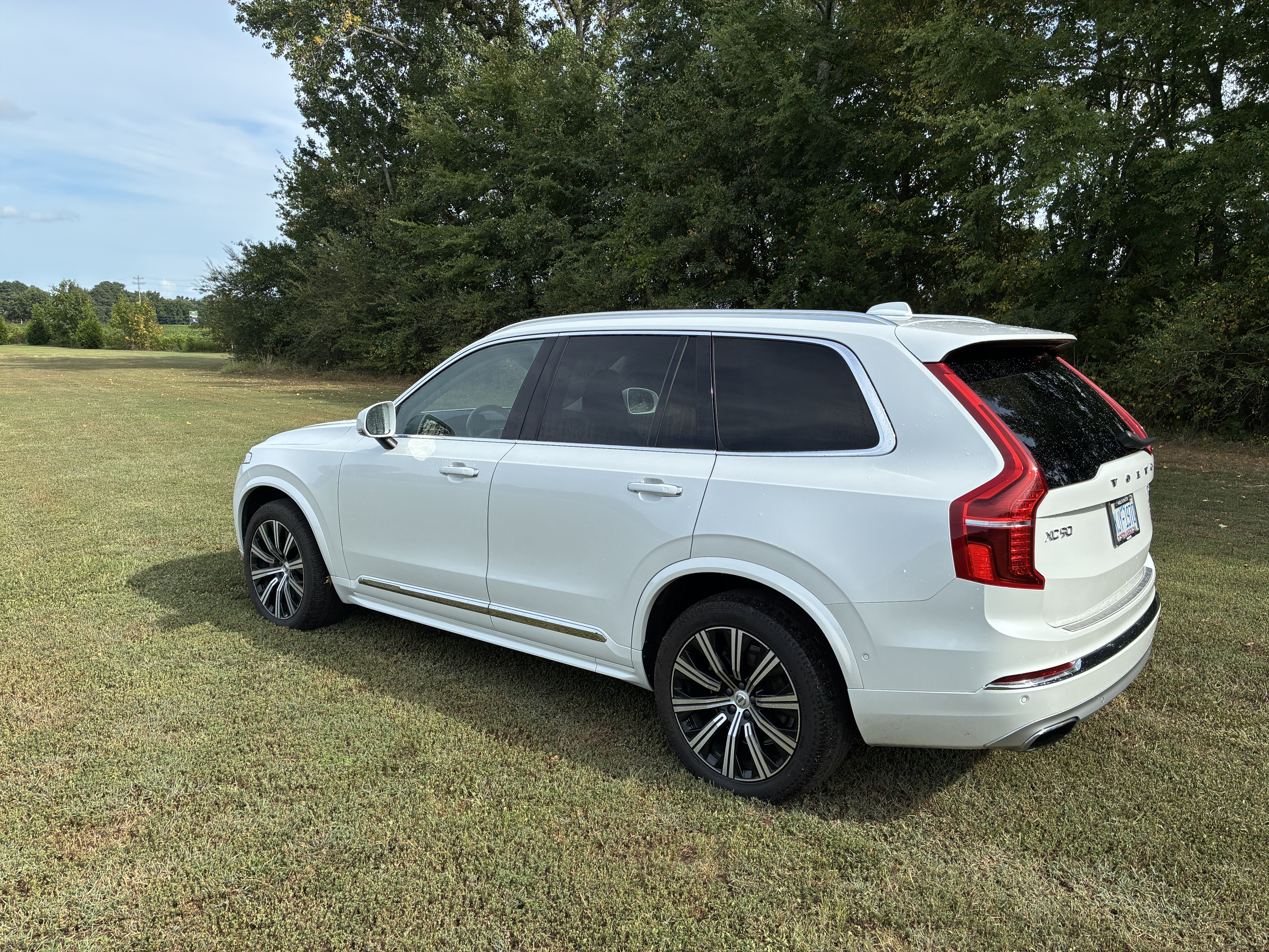Used 2020 Volvo XC90 T6 Inscription w/ Protection Package Premier AWD/4WD image 2