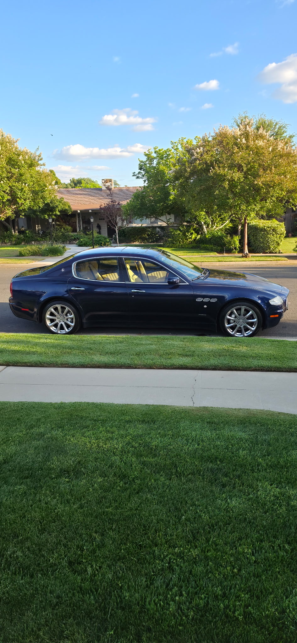 Used 2008 Maserati Quattroporte Executive GT RWD image 2