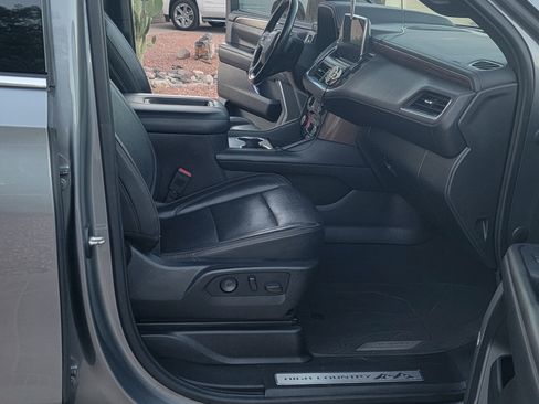 Used 2021 Chevrolet Tahoe High Country w/ Premium Package image 10