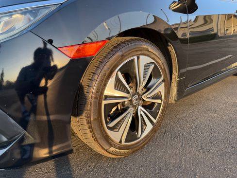 Used 2016 Honda Civic EX-L image 11
