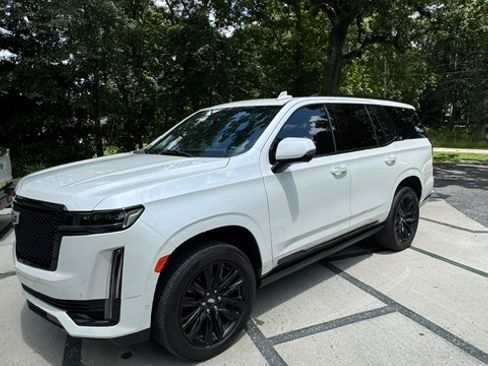 Used 2021 Cadillac Escalade Sport Platinum AWD/4WD image 1