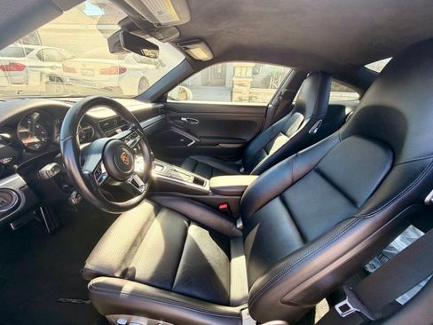 Used 2017 Porsche 911 Carrera image 8