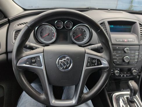 Used 2011 Buick Regal CXL image 11