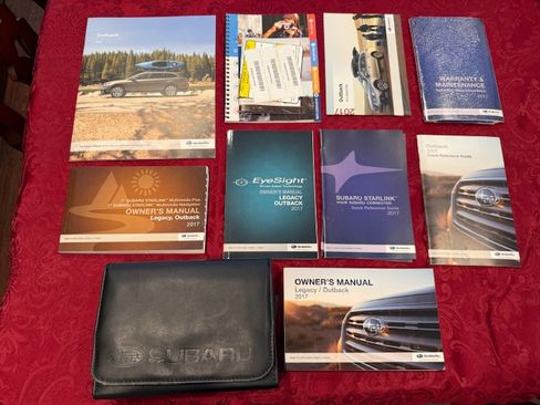 Used 2017 Subaru Outback 3.6R Limited image 28