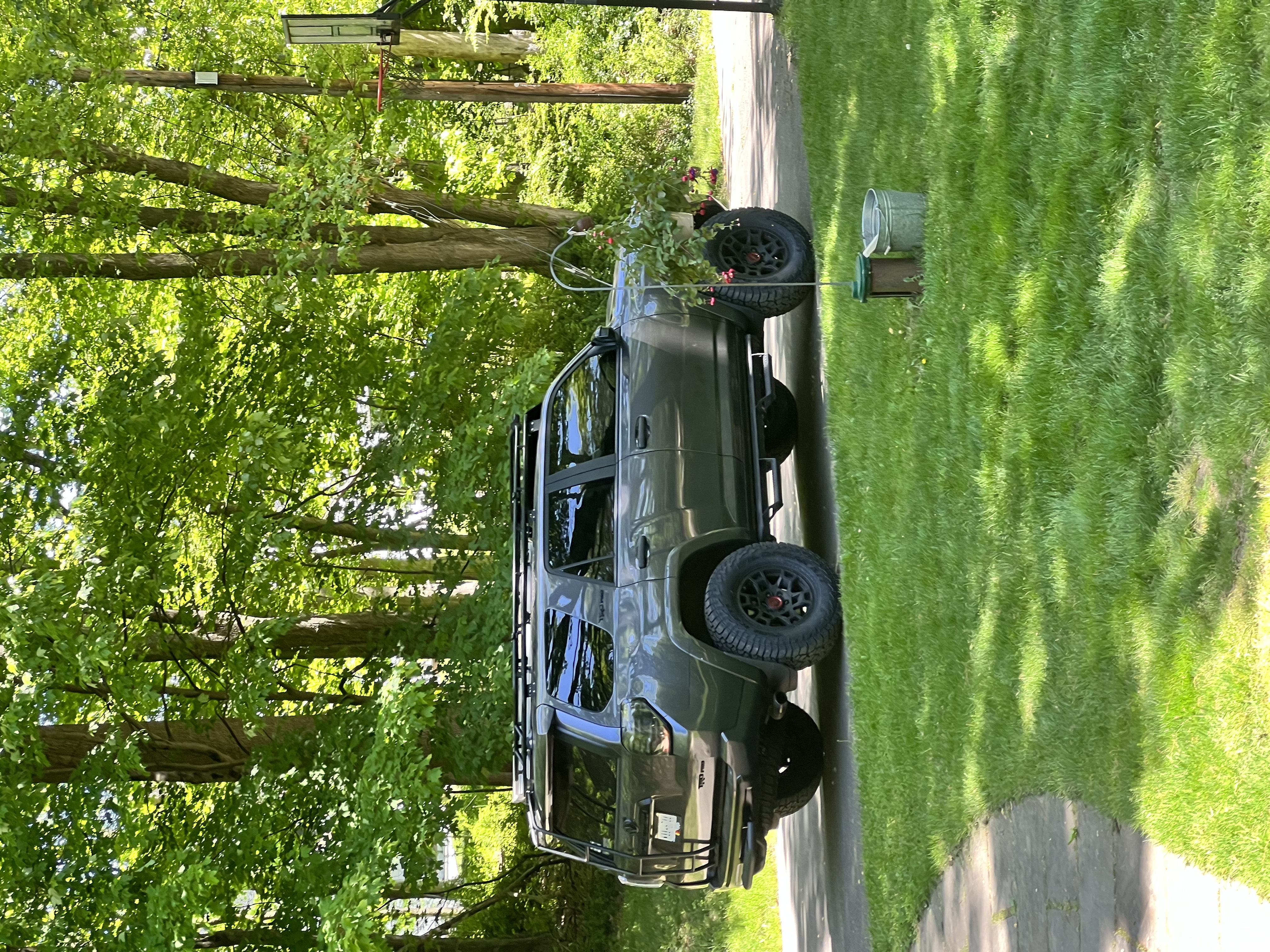 Used 2022 Toyota 4Runner TRD Pro AWD/4WD image 2
