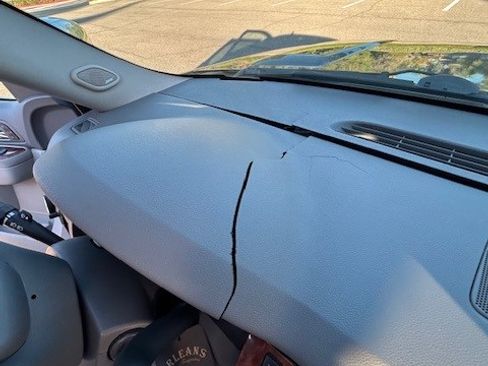 Used 2010 Chevrolet Tahoe LTZ image 21