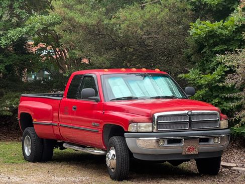Used 1999 Dodge Ram 3500 Truck 4x4 Quad Cab image 1