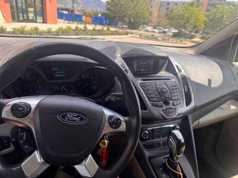 Used 2015 Ford Transit Connect Titanium FWD image 13