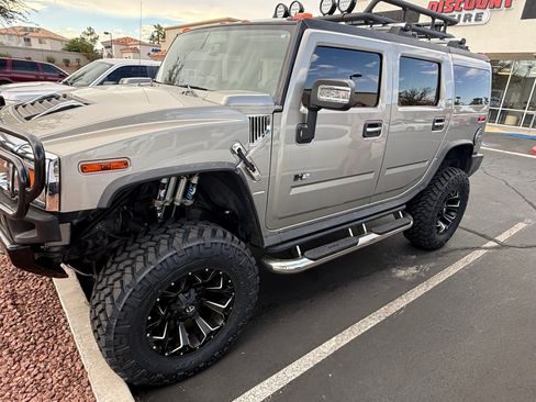 Used 2005 HUMMER H2 w/ Preferred Equipment Group AWD/4WD image 26