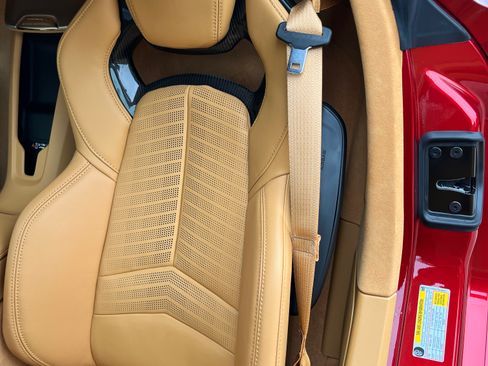 Used 2026 Chevrolet Corvette Stingray Premium Cpe w/ Z51 Performance Package RWD image 15
