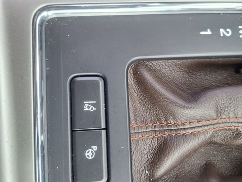 Used 2015 Ford F150 King Ranch w/ Equipment Group 601A Luxury image 20