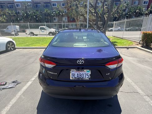 Used 2024 Toyota Corolla LE FWD image 2