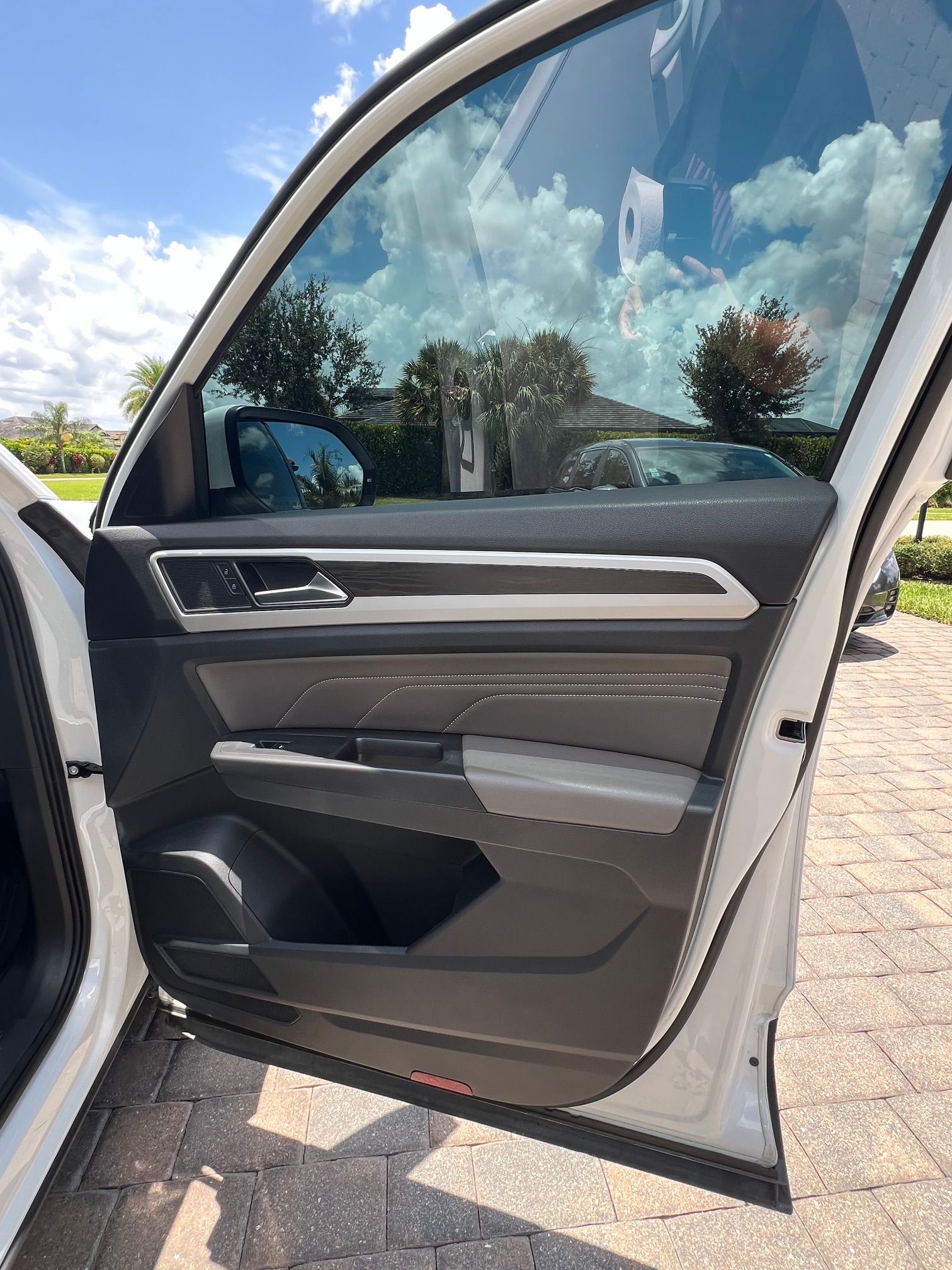 Used 2022 Volkswagen Atlas SE w/ Panoramic Sunroof Package FWD image 20