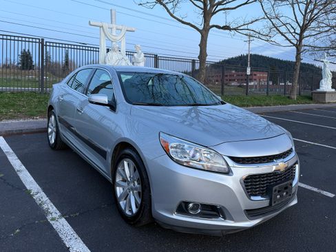Used 2016 Chevrolet Malibu LTZ image 5
