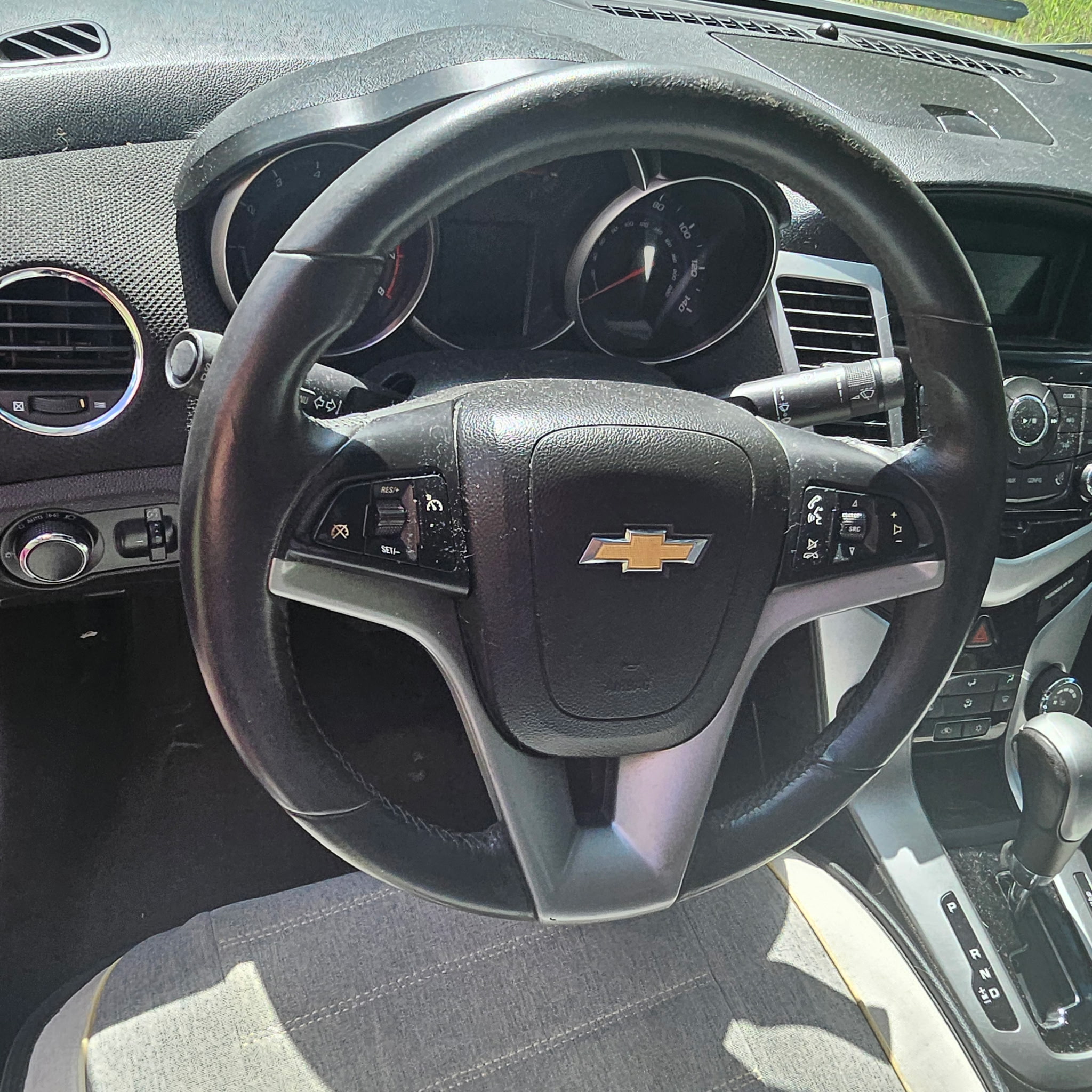 Used 2012 Chevrolet Cruze LT FWD image 12