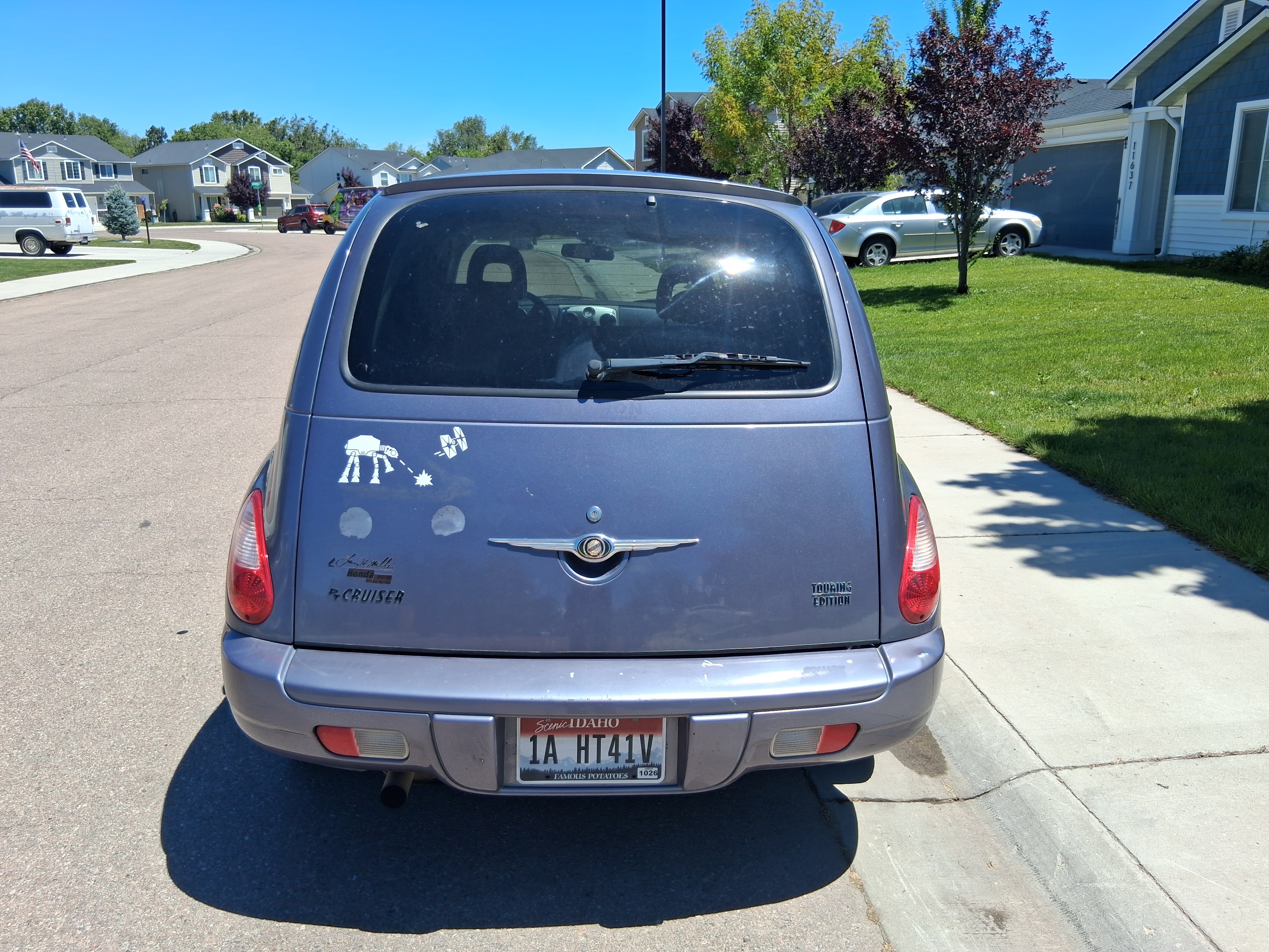 Used 2007 Chrysler PT Cruiser Touring w/ Fleet Value Group I FWD image 2
