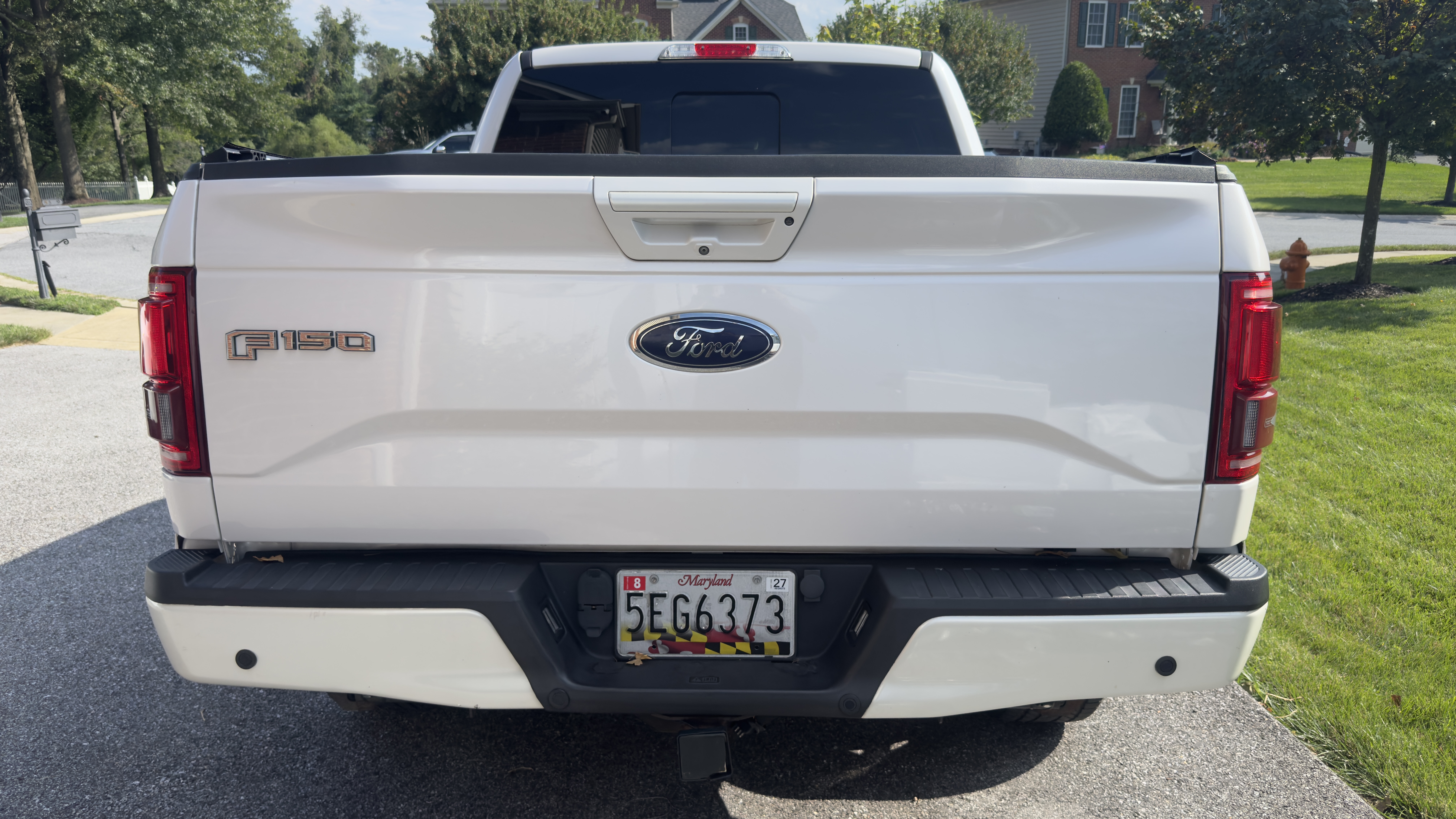Used 2017 Ford F150 Lariat w/ Equipment Group 502A Luxury AWD/4WD image 5