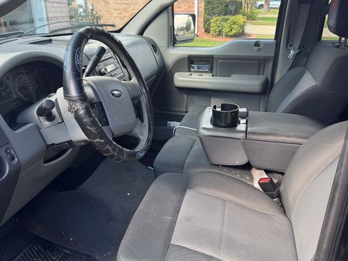 Used 2008 Ford F150 XLT image 4