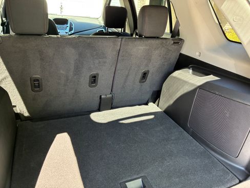 Used 2015 GMC Terrain SLE FWD image 9