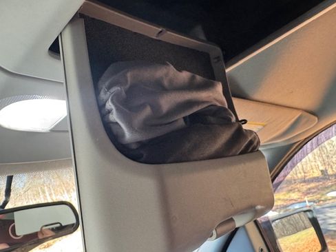 Used 2004 Ford F150 XLT image 9