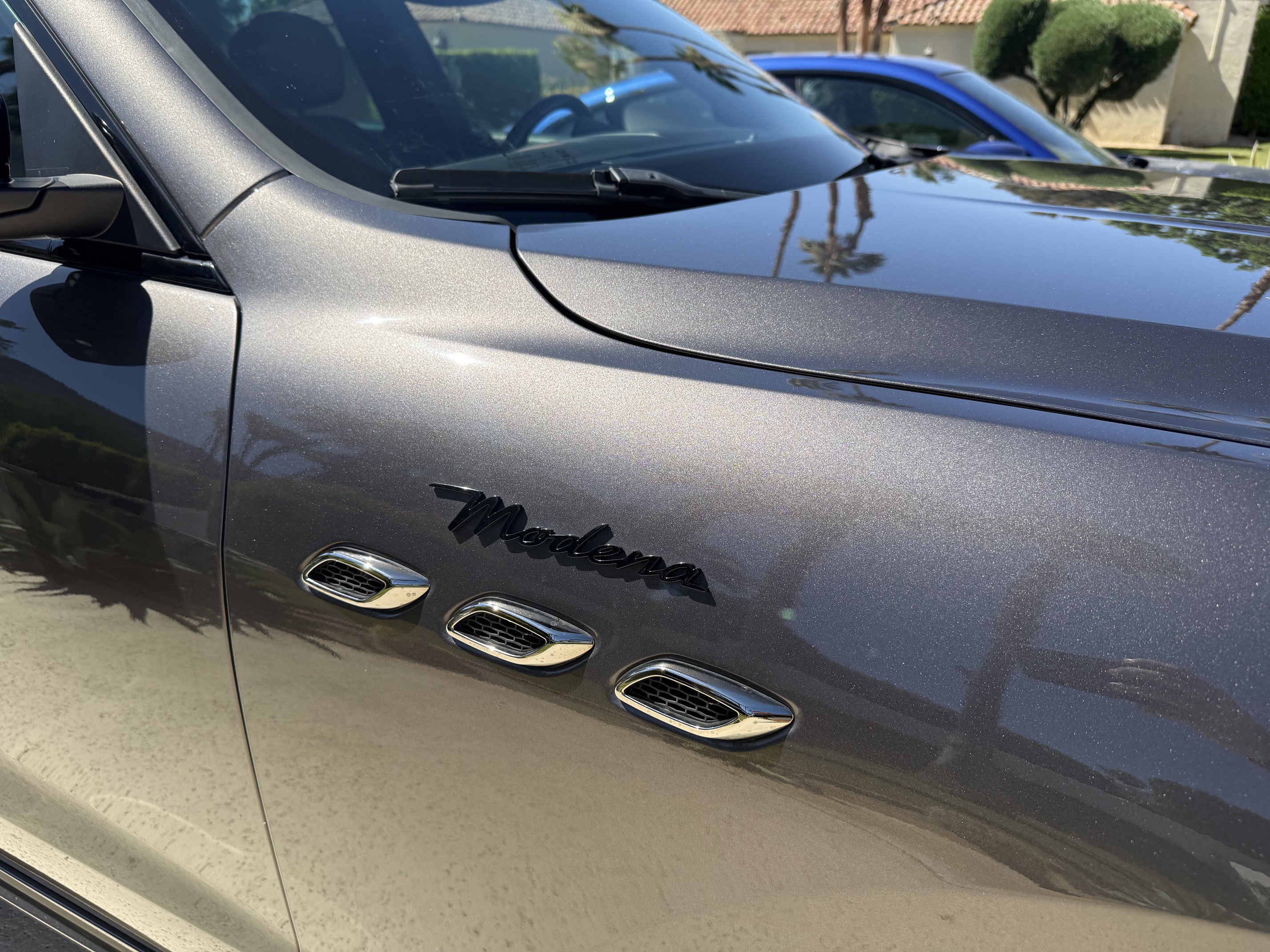 Used 2022 Maserati Levante Modena AWD/4WD image 9