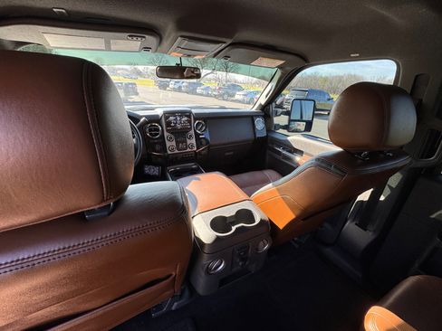 Used 2014 Ford F350 Platinum image 19