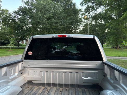 Used 2018 Ford F150 XLT AWD/4WD image 5