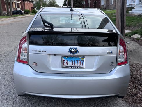 Used 2012 Toyota Prius Four image 2