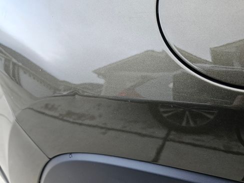 Used 2016 Jeep Cherokee Sport w/ Cold Weather Group image 32