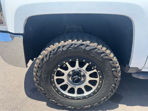 Used 2016 Chevrolet Silverado 1500 LT w/ All Star Edition AWD/4WD image 11