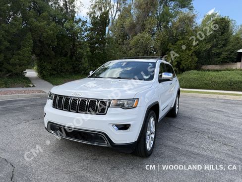 Used 2017 Jeep Grand Cherokee Limited image 13