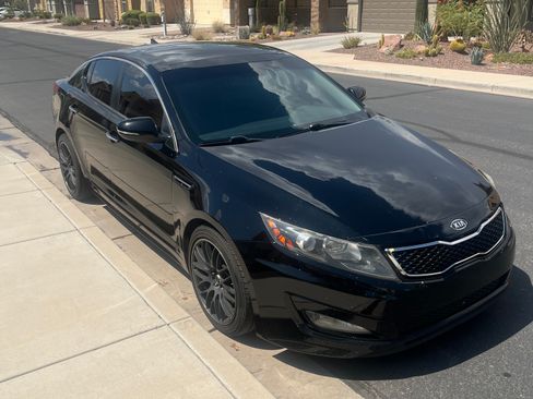 Used 2011 Kia Optima SX w/ Premium Touring Pkg FWD image 1