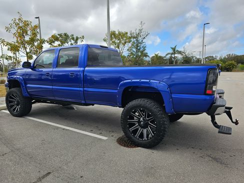 Used 2007 Chevrolet Silverado 2500 LT w/ Heavy-Duty Power Package image 12
