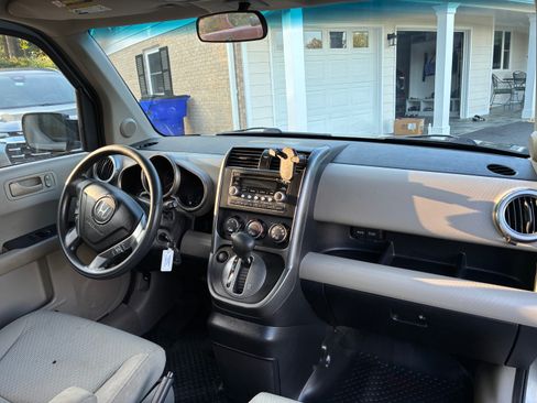 Used 2010 Honda Element EX image 9