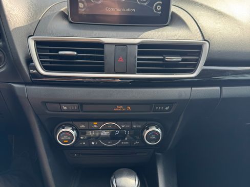 Used 2015 MAZDA MAZDA3 i Grand Touring image 8