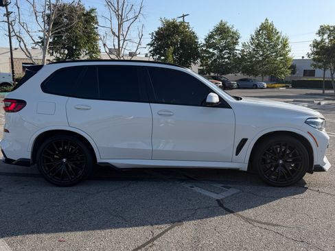 Used 2021 BMW X5 sDrive40i w/ M Sport Package RWD image 5